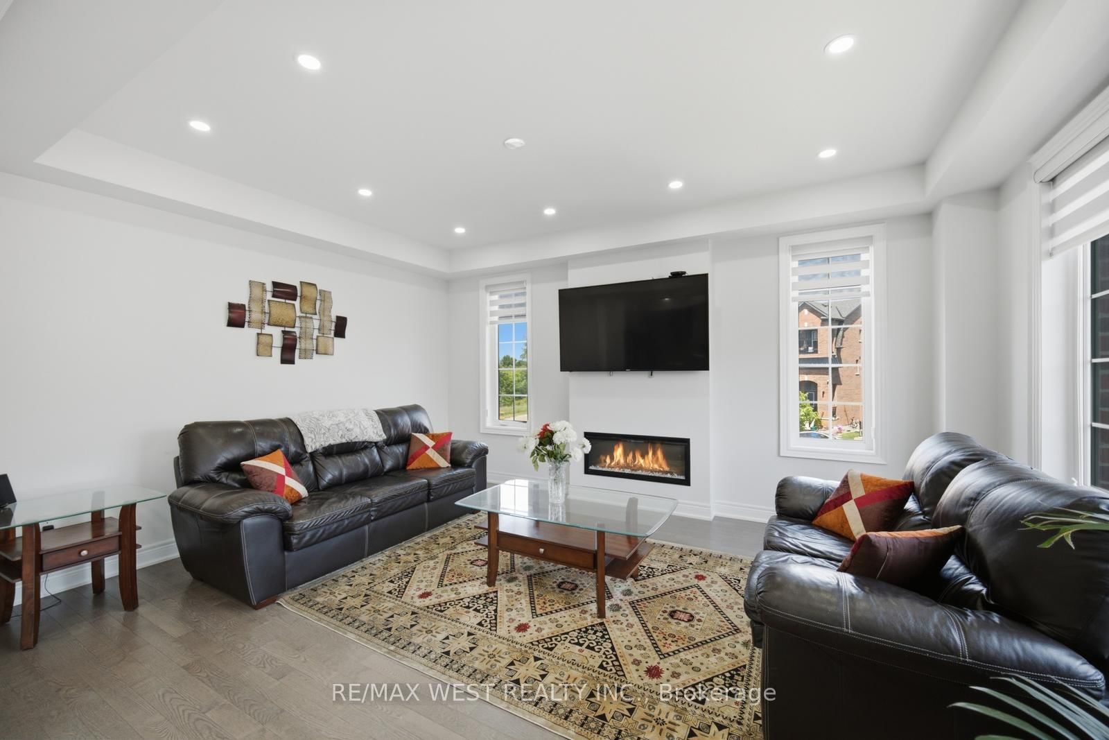 16 Great Railway Court • Vaughan, ON photo 13