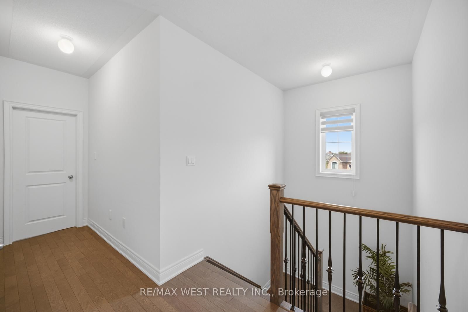 16 Great Railway Court • Vaughan, ON photo 18