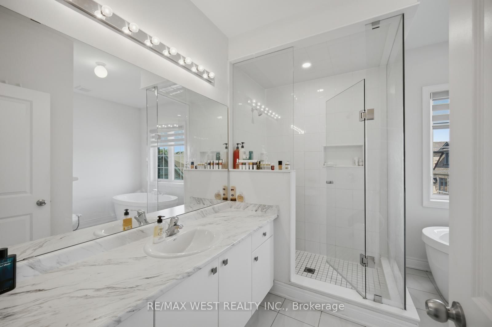 16 Great Railway Court • Vaughan, ON photo 21