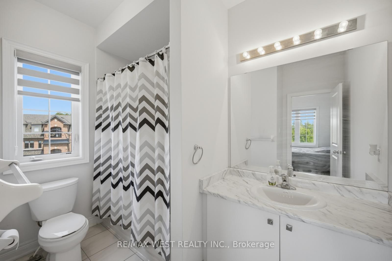 16 Great Railway Court • Vaughan, ON photo 29