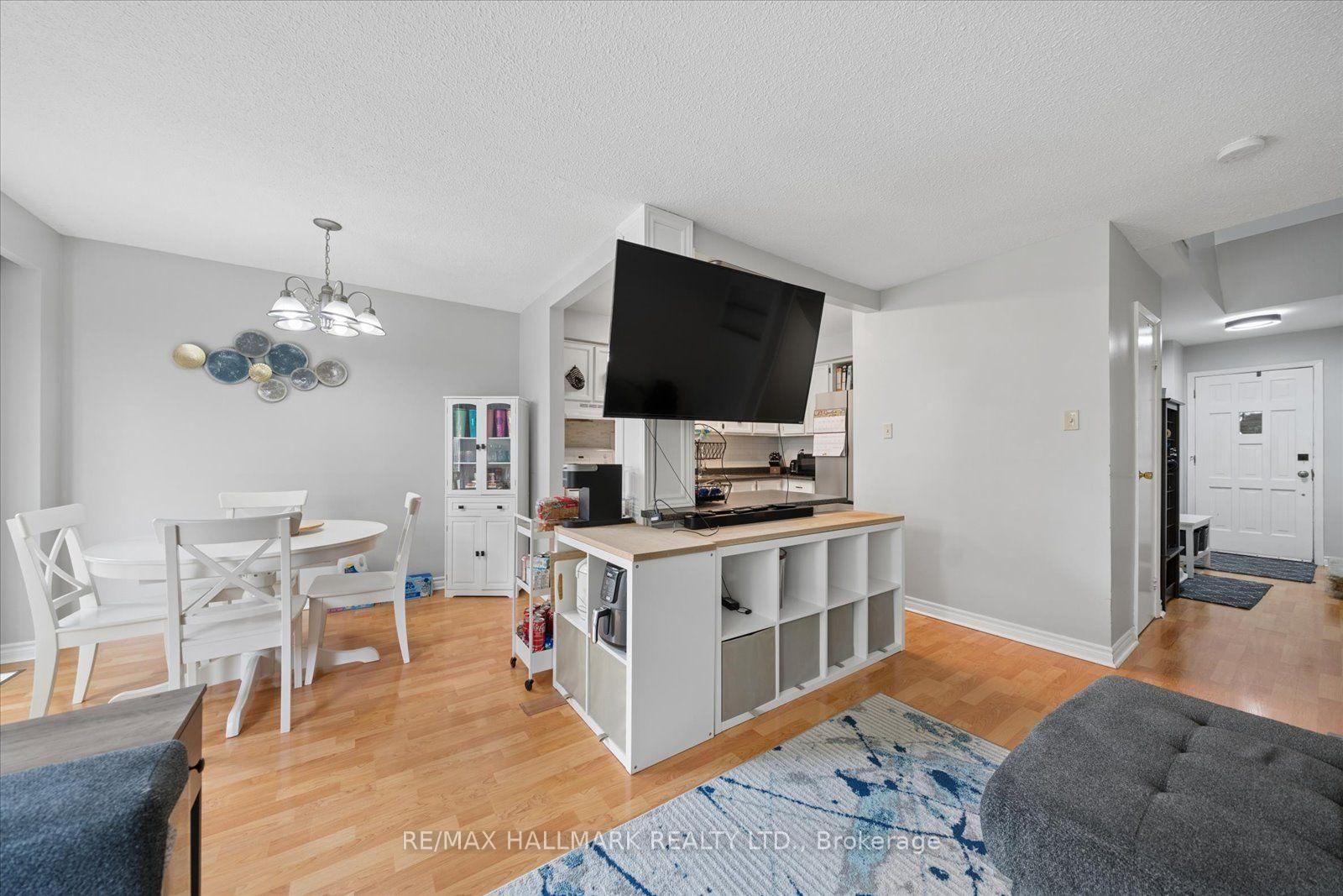 Townhouse for sale at 69-39 Camelot Way, Markham, Ontario, L3P 3W2 - Markham Village - MLS: N13762166