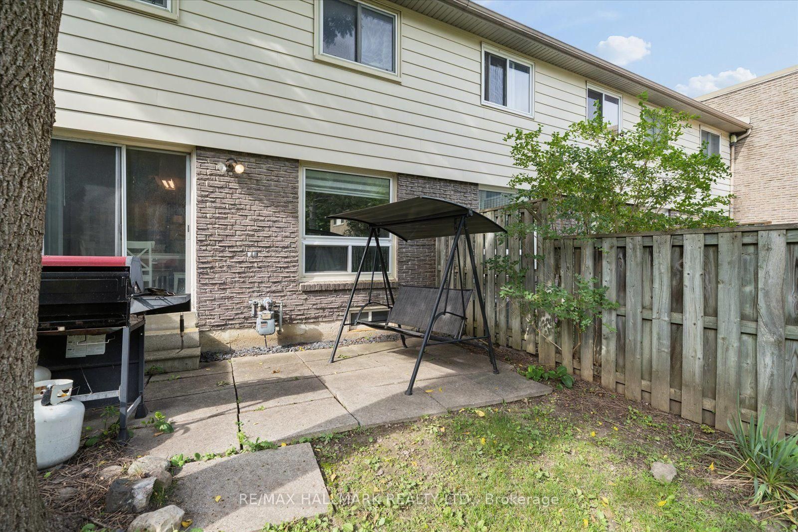 Townhouse for sale at 69-39 Camelot Way, Markham, Ontario, L3P 3W2 - Markham Village - MLS: N13762166