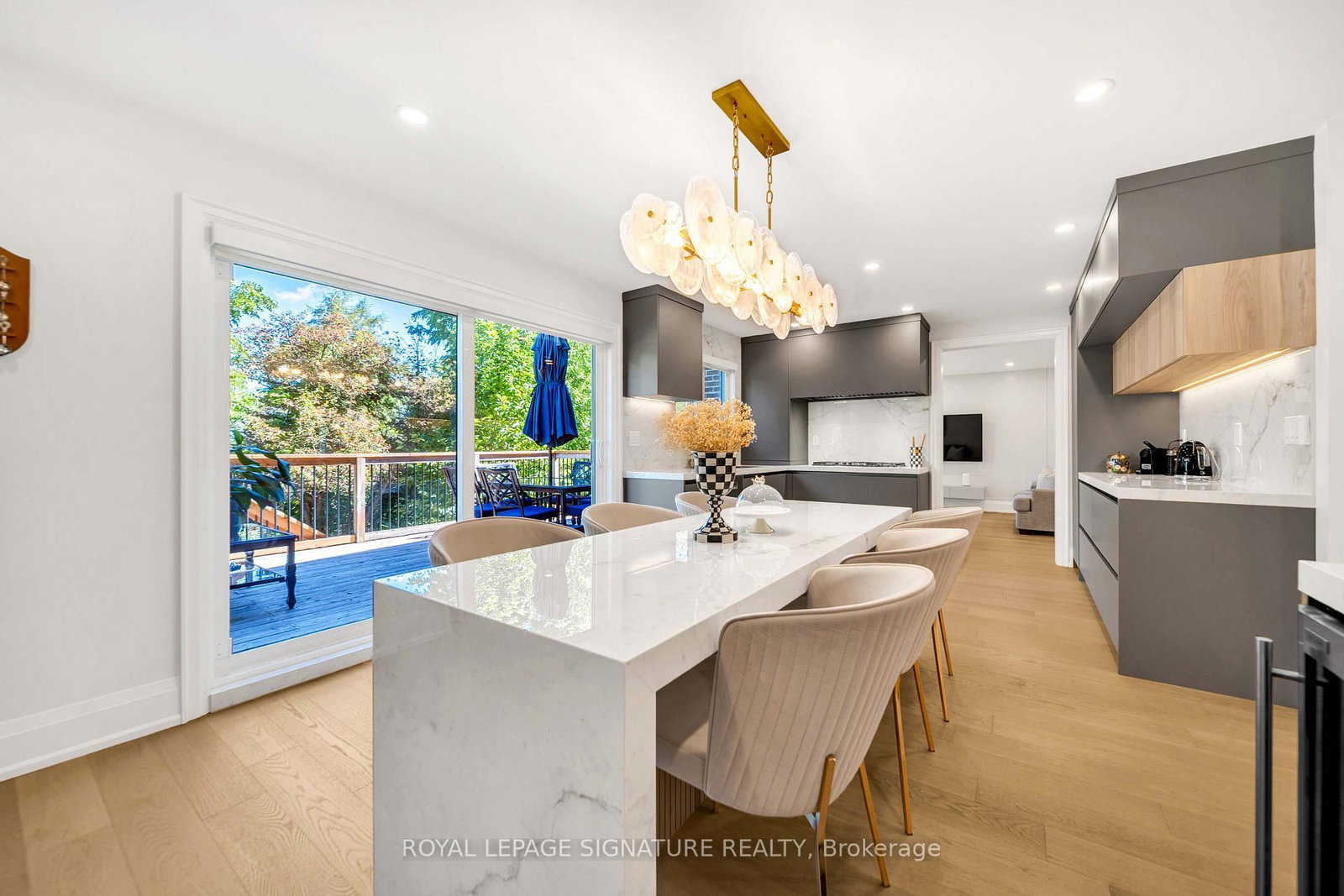16 Ravencliffe Road • Markham, ON photo 19