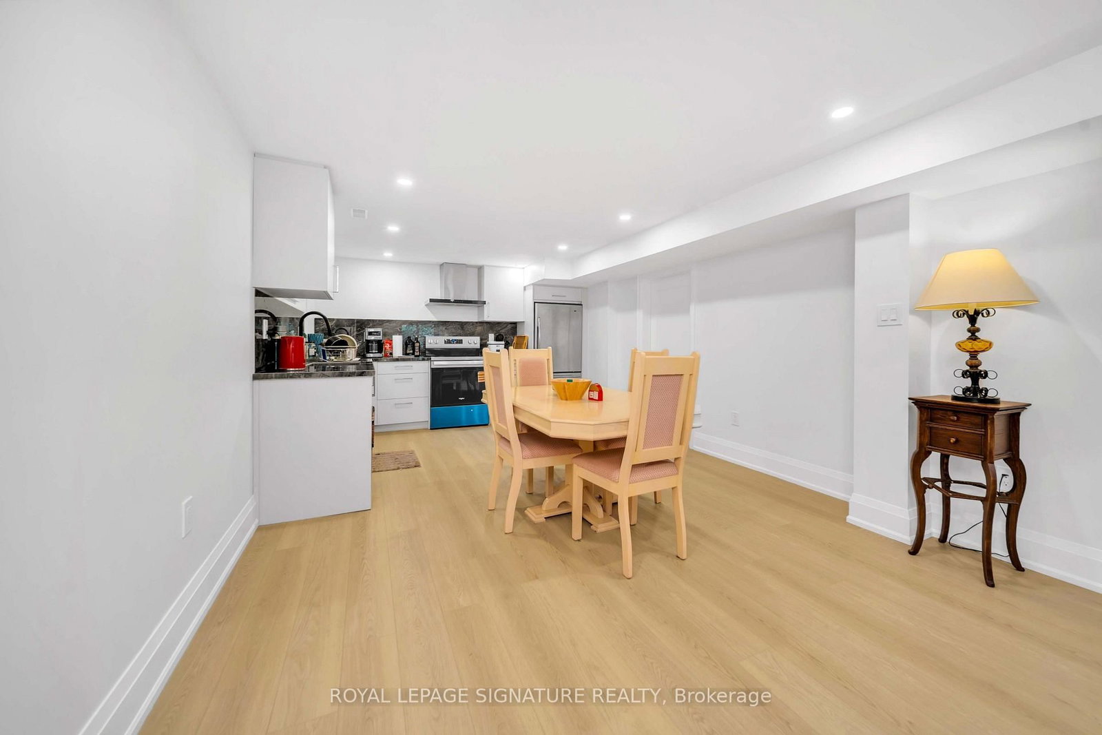 16 Ravencliffe Road • Markham, ON photo 38