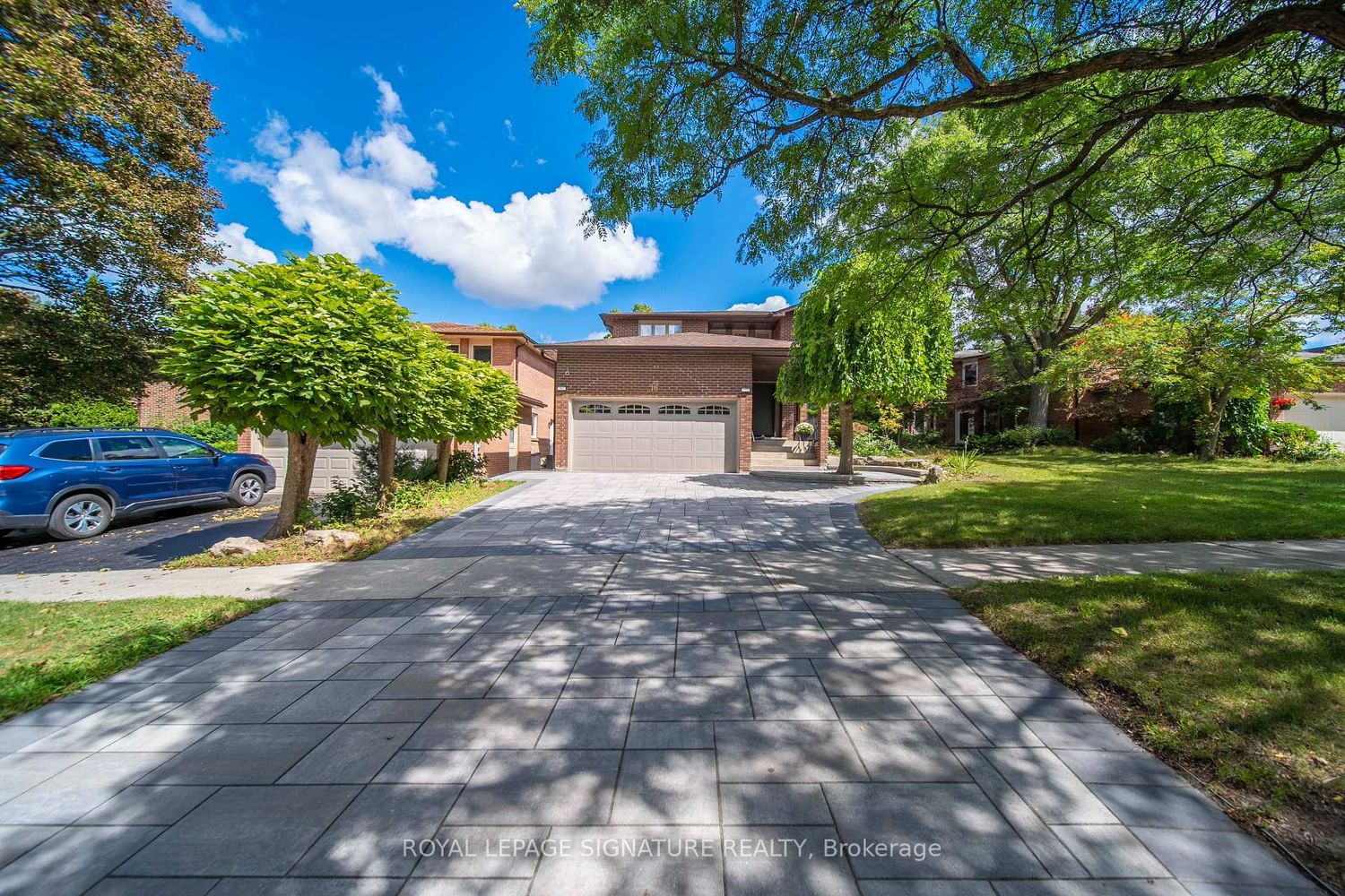 16 Ravencliffe Road • Markham, ON photo 5