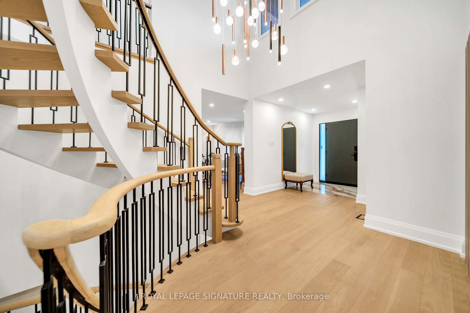 16 Ravencliffe Road • Markham, ON photo 9