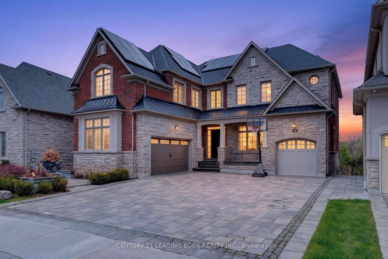 33 Stollery Pond Crescent