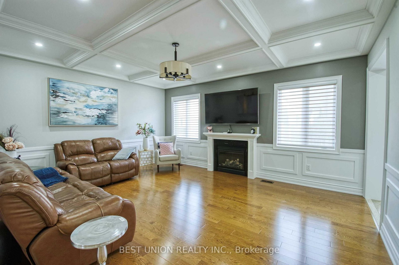 1183 Mctavish Drive • Newmarket, ON photo 10