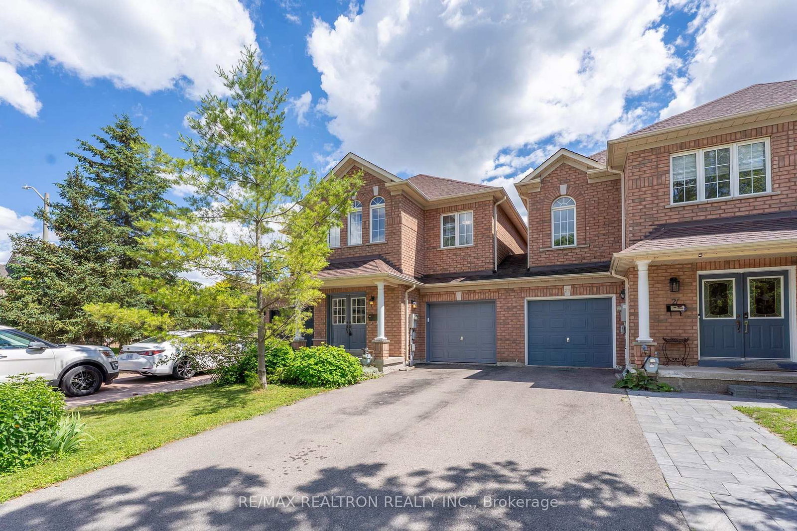 19 Naughton Drive • Richmond Hill, ON photo 1