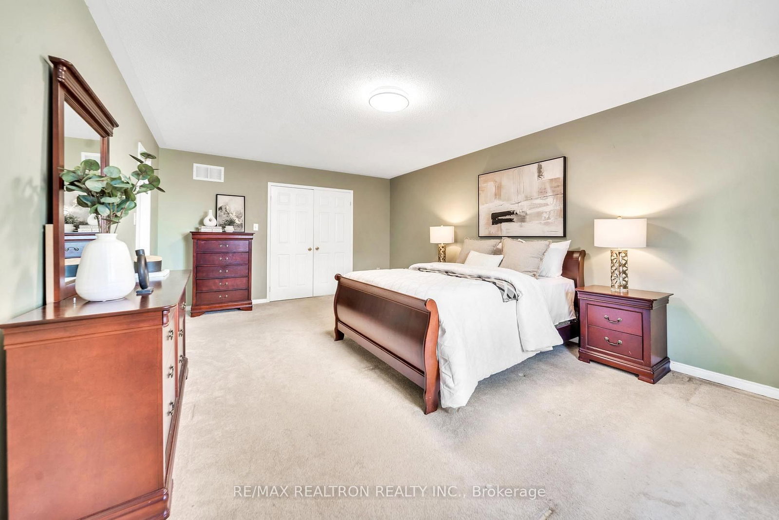 19 Naughton Drive • Richmond Hill, ON photo 22