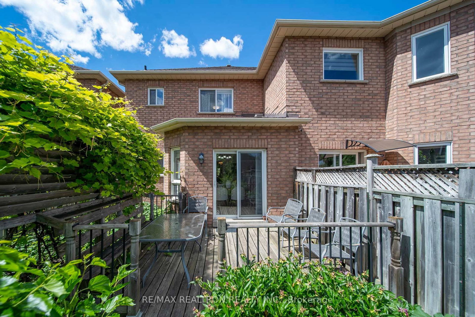 19 Naughton Drive • Richmond Hill, ON photo 34