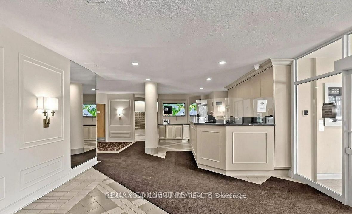 326 Major Mackenzie Drive E • #221 • Richmond Hill, ON photo 15