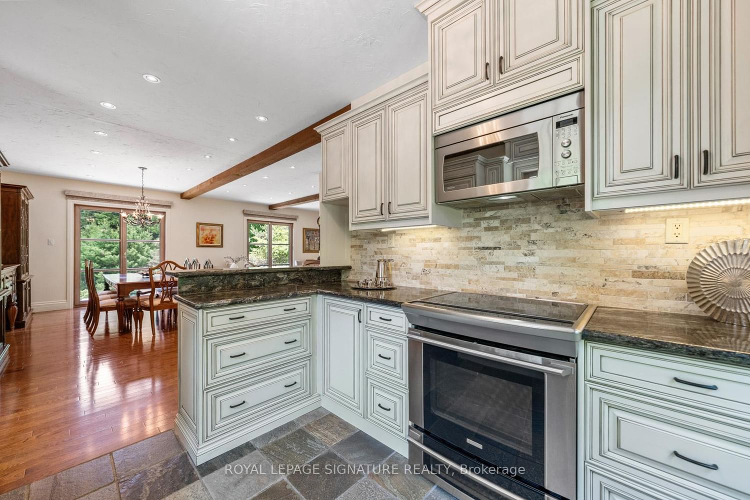 30 Kingswood Drive • King, ON photo 14