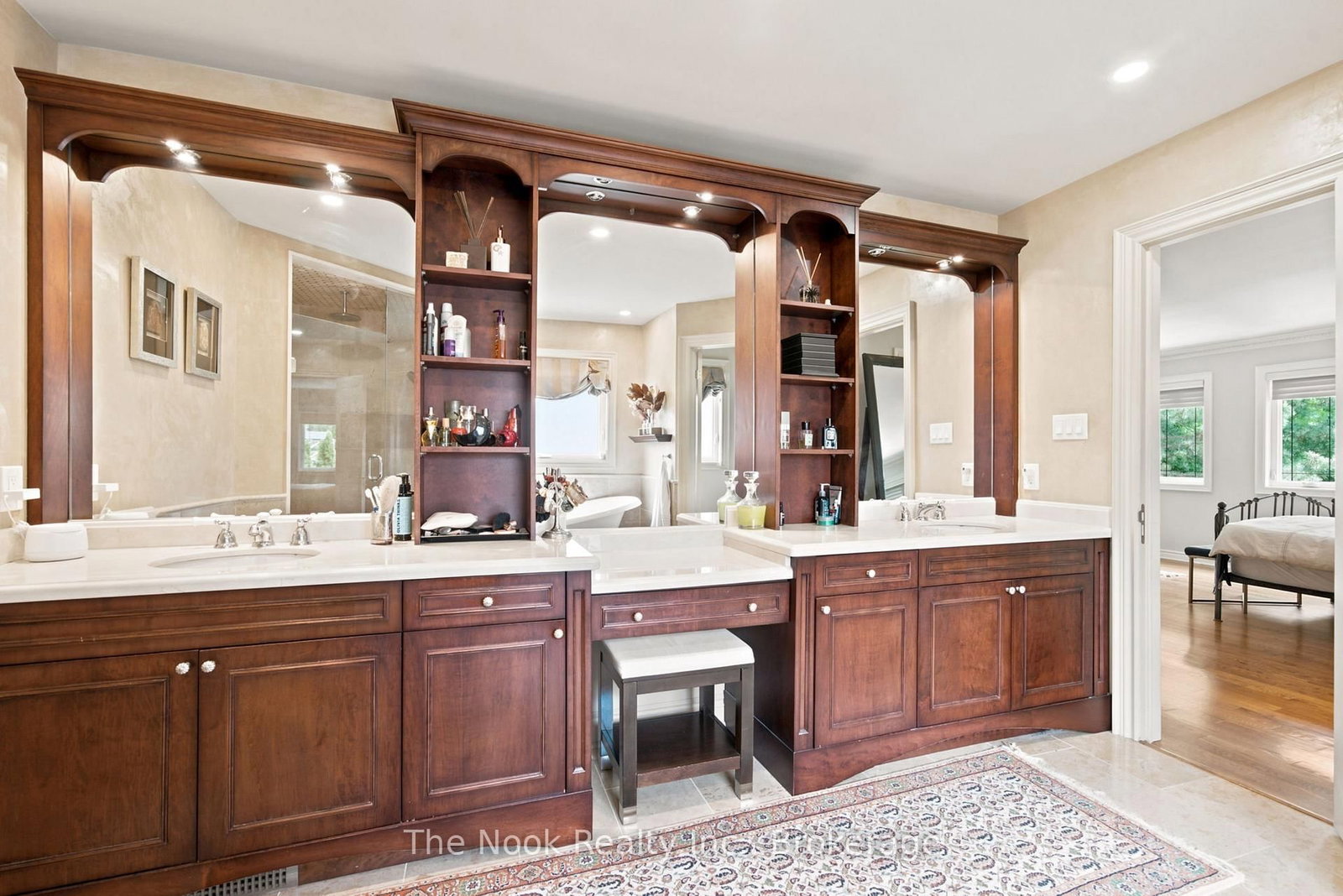 1018 Lockwood Circle • Newmarket, ON photo 28