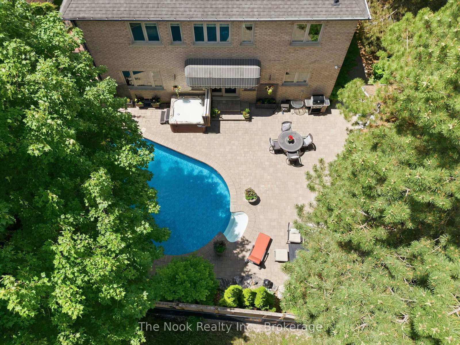 1018 Lockwood Circle • Newmarket, ON photo 50