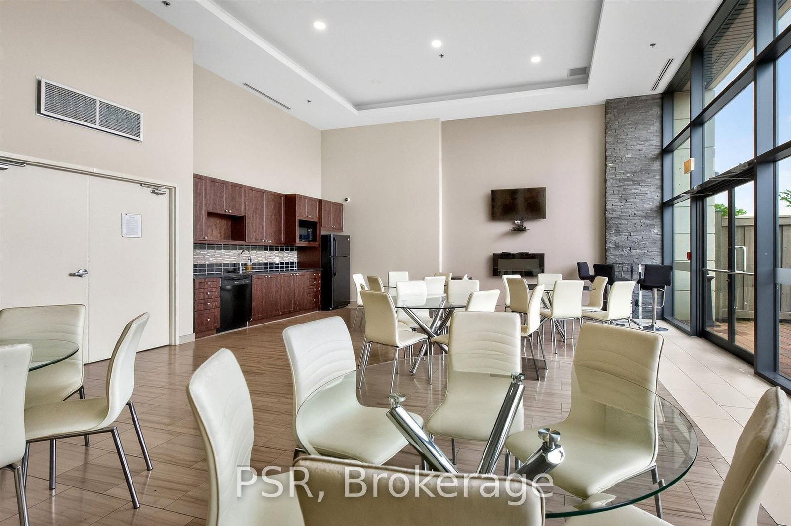 717-12 Woodstream Blvd, Vaughan, view 25