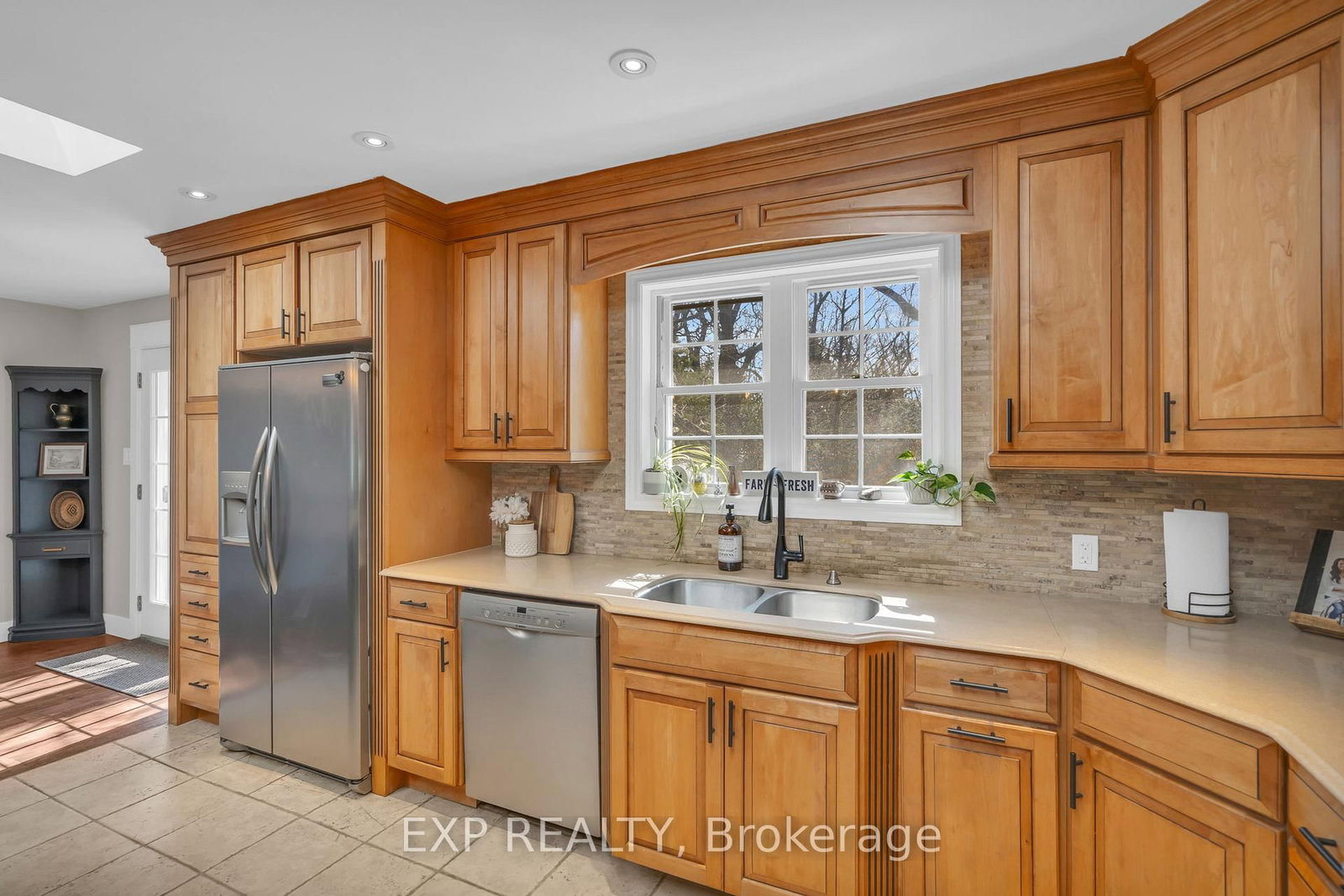89 River Street • Georgina, ON photo 10