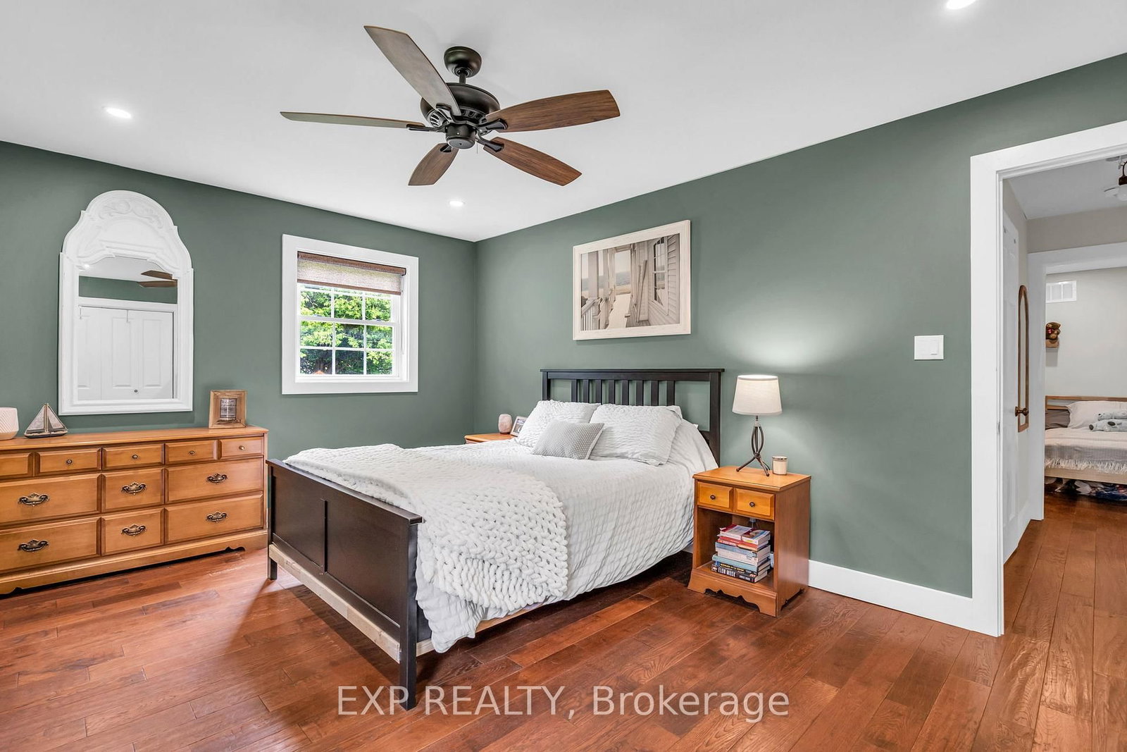 89 River Street • Georgina, ON photo 17