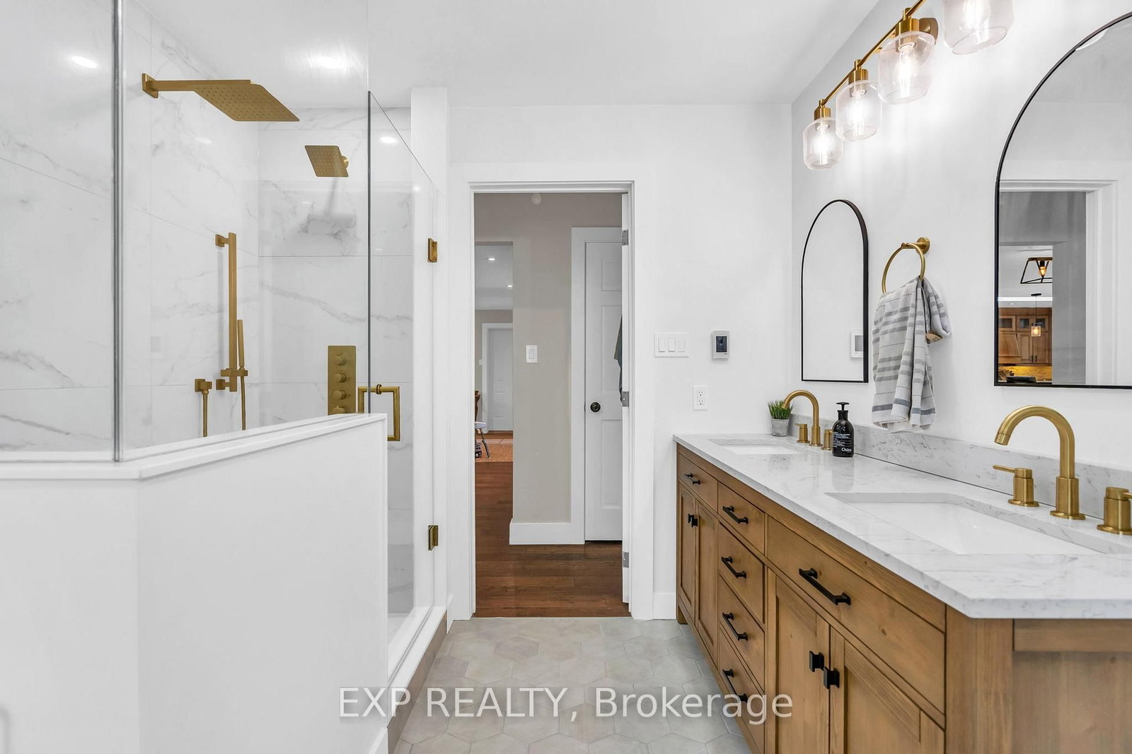 89 River Street • Georgina, ON photo 20