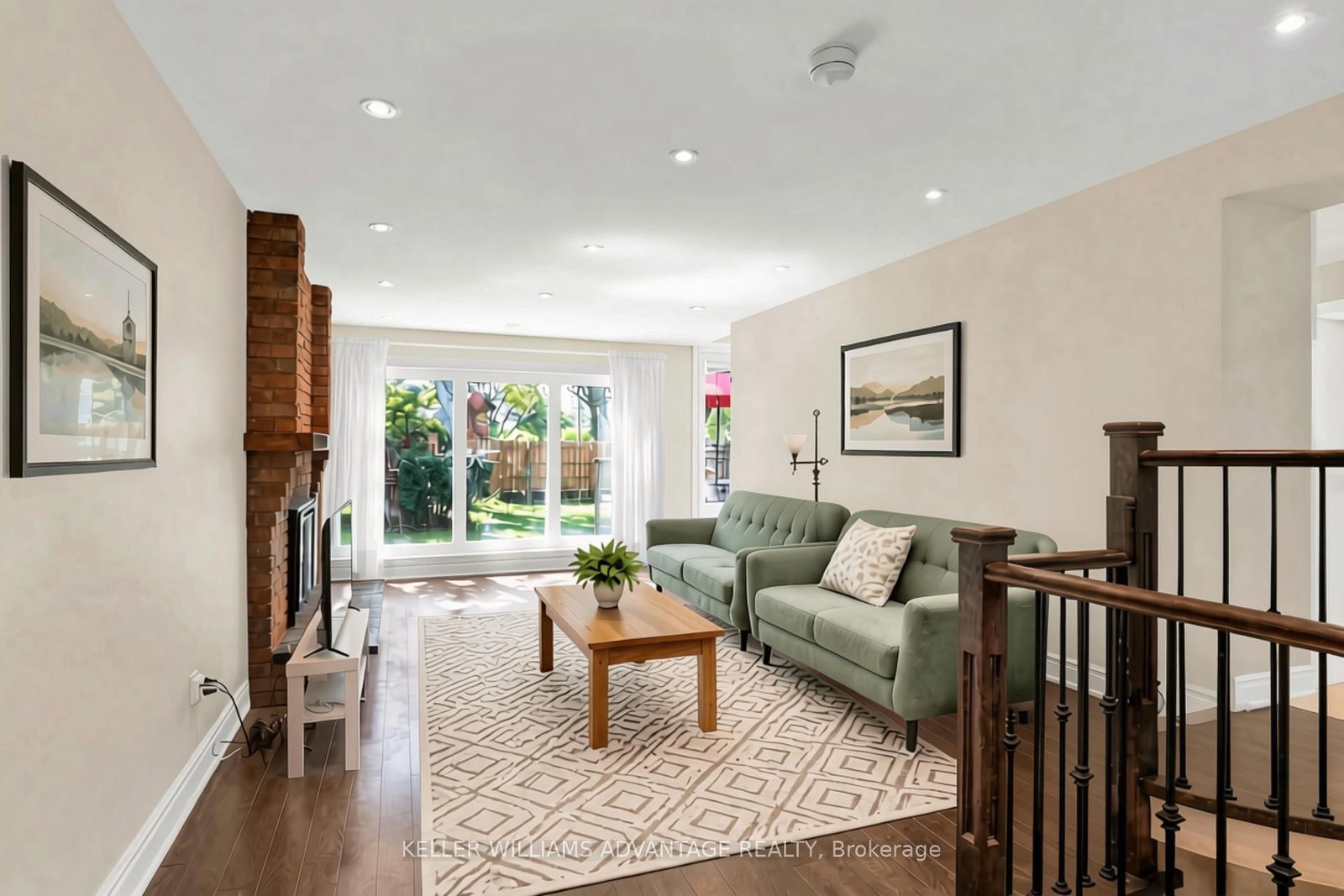 108 Roseview Avenue • Richmond Hill, ON photo 15