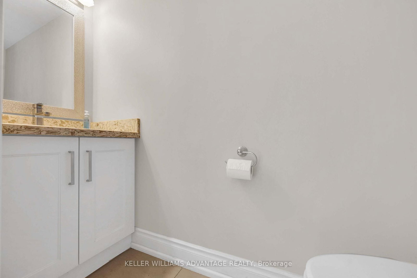 108 Roseview Avenue • Richmond Hill, ON photo 18