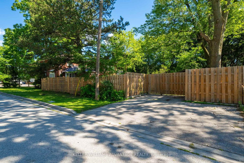 108 Roseview Avenue