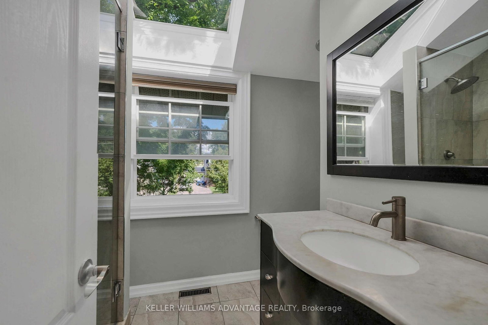 108 Roseview Avenue • Richmond Hill, ON photo 32
