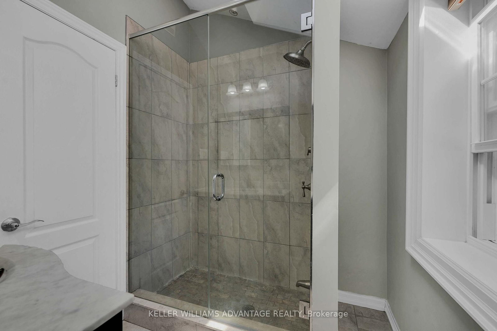 108 Roseview Avenue • Richmond Hill, ON photo 34
