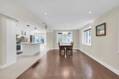 108 Roseview Avenue • Richmond Hill, ON photo 5
