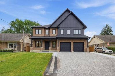 106 Hawthorn Avenue • Whitchurch-Stouffville, ON photo 3