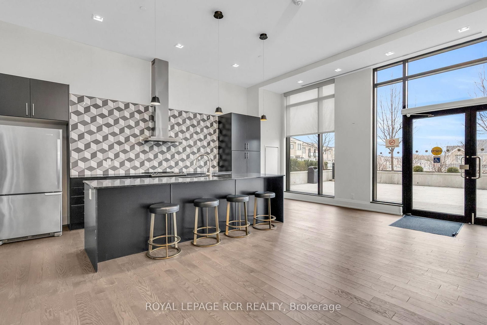 555 William Graham Drive • #413 • Aurora, ON photo 30