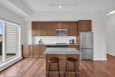 555 William Graham Drive • #413 • Aurora, ON photo 5