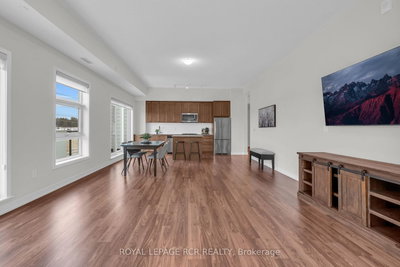 555 William Graham Drive • #413 • Aurora, ON photo 6