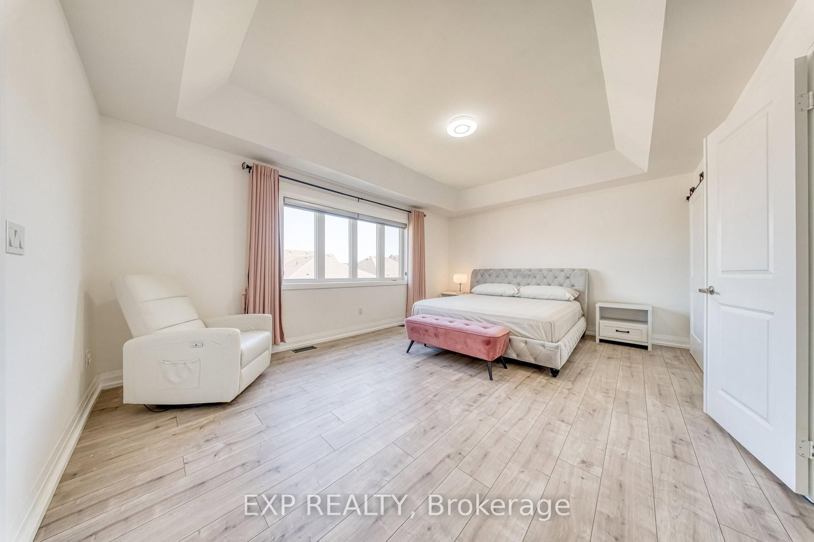 8 Prosperity Way • East Gwillimbury, ON photo 15