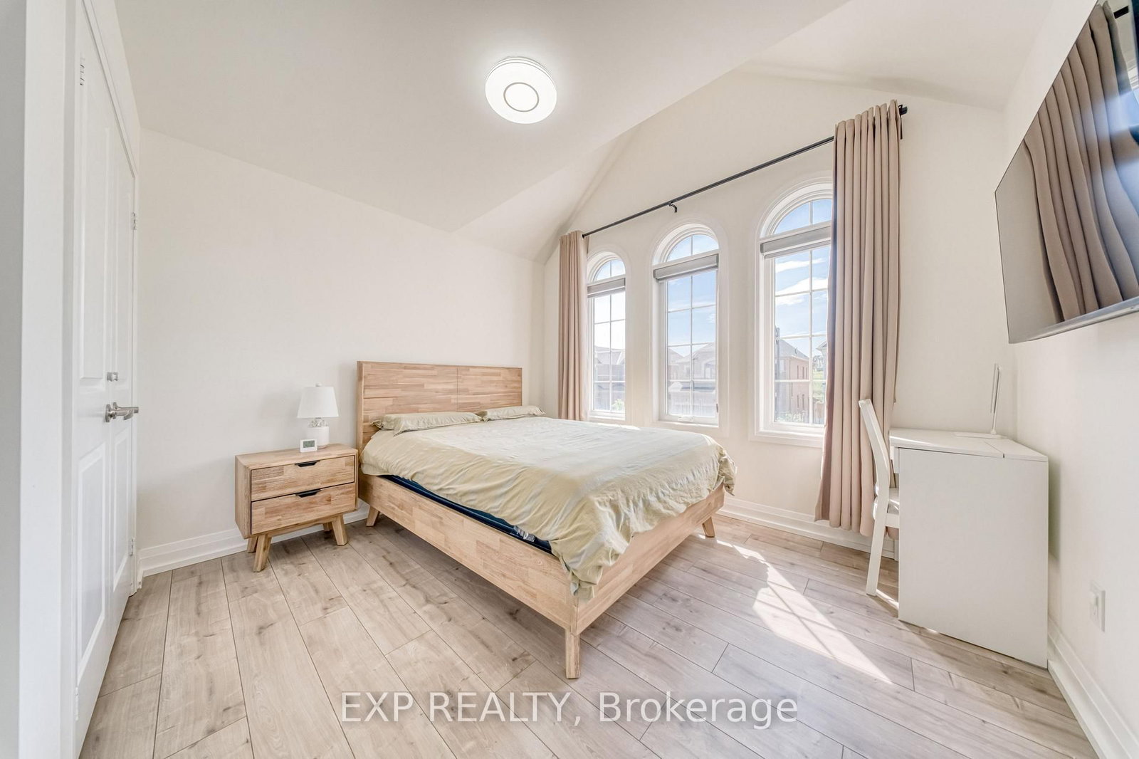 8 Prosperity Way • East Gwillimbury, ON photo 22
