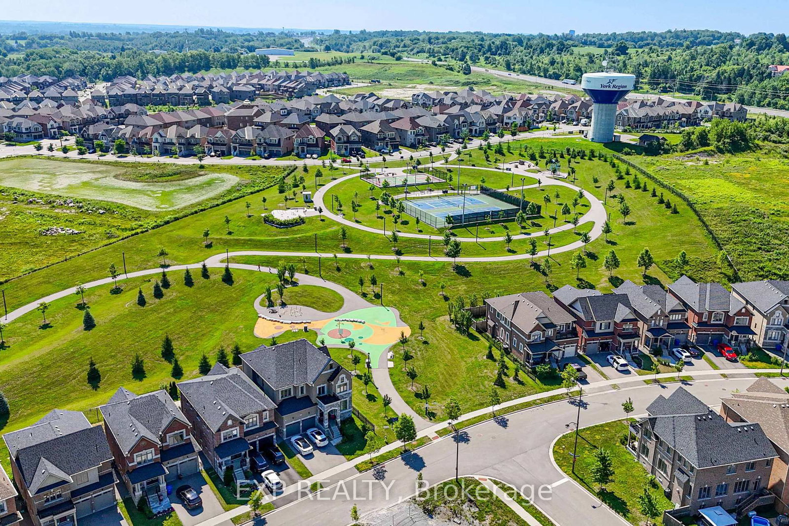 8 Prosperity Way • East Gwillimbury, ON photo 38