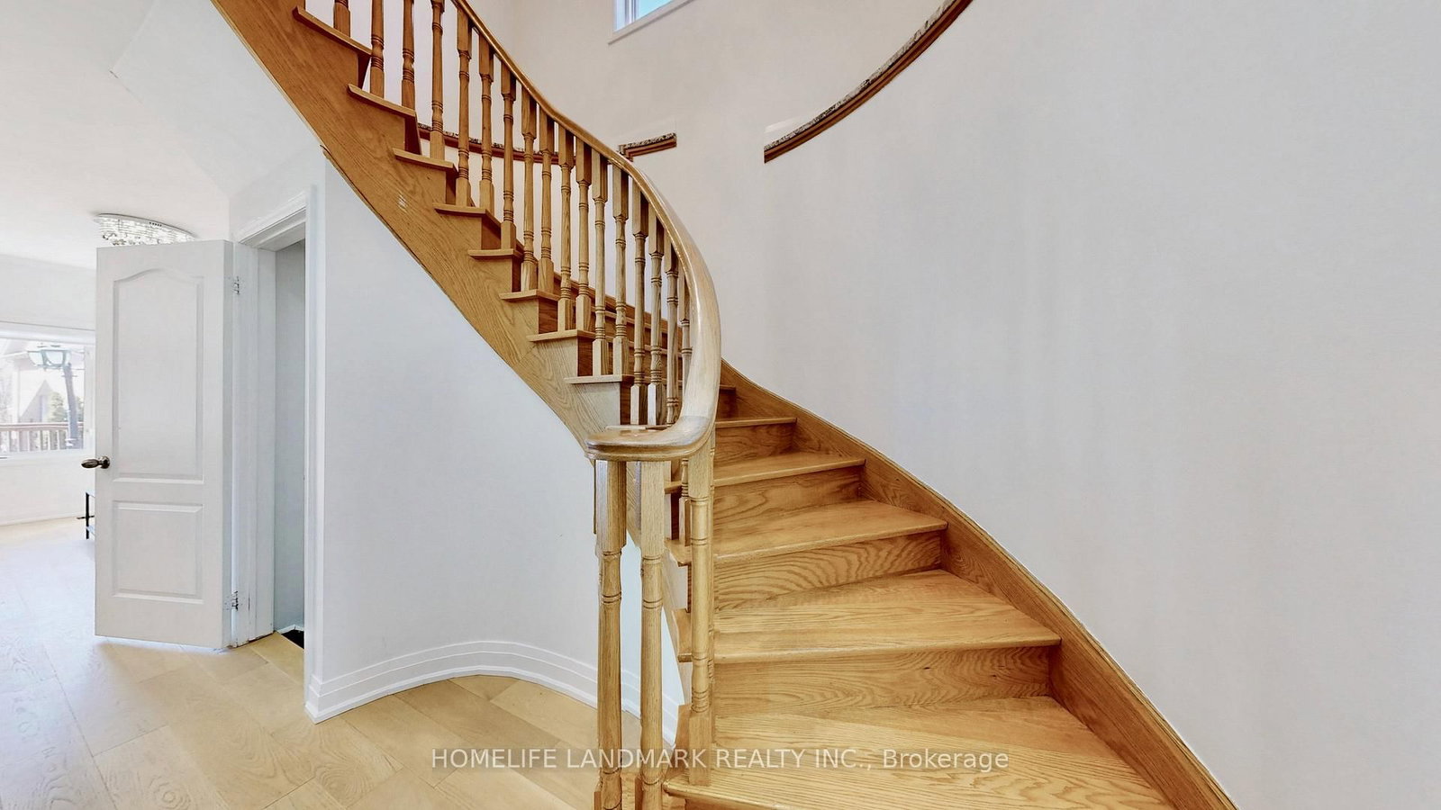 32 Arco Circle • Vaughan, ON photo 12