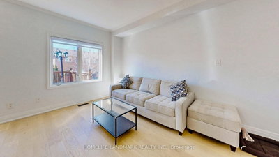 32 Arco Circle • Vaughan, ON photo 7