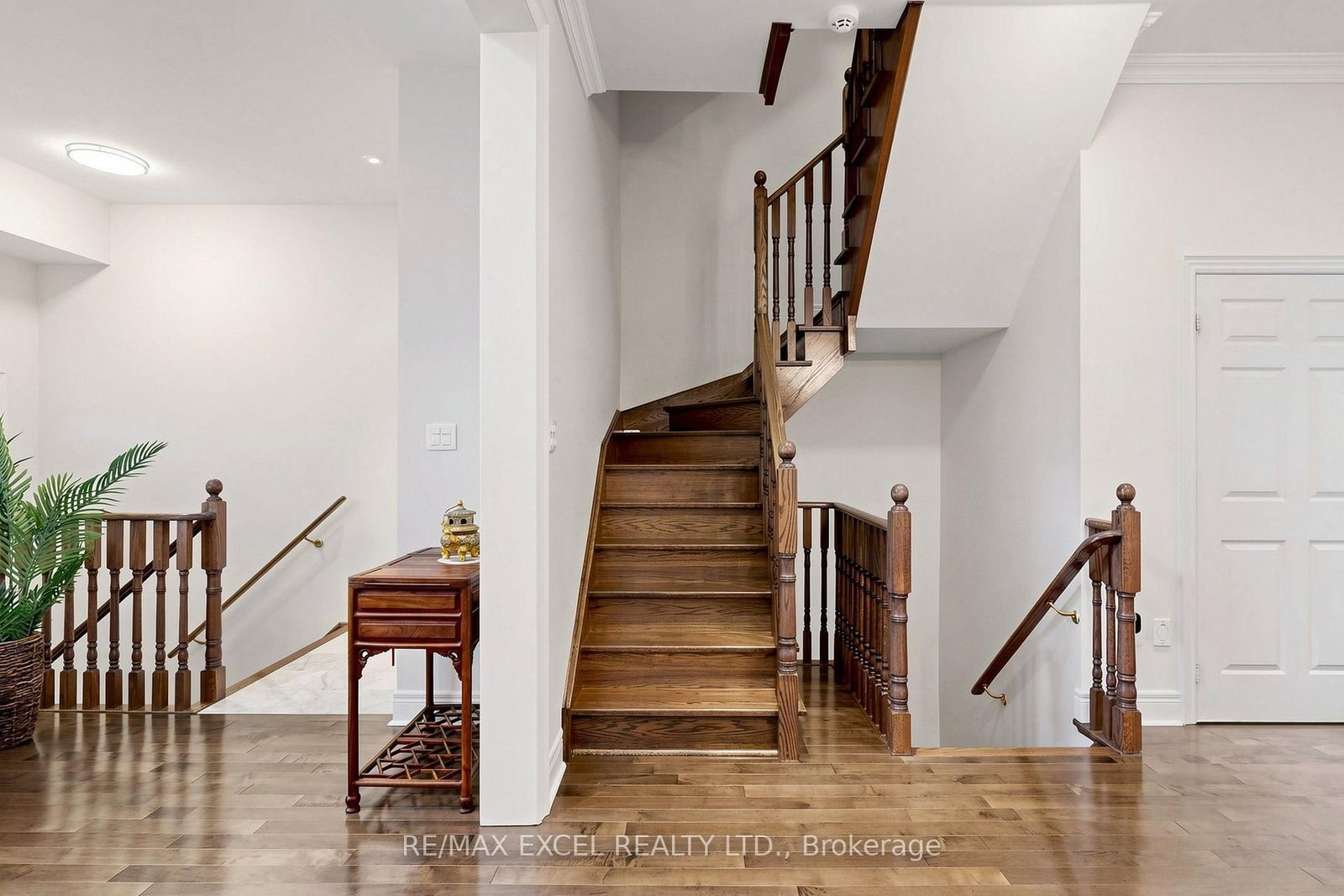 25 Lord Durham Road • Markham, ON photo 16