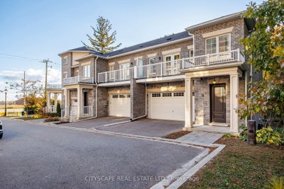 74 Old Bloomington Road • Aurora, ON photo 2