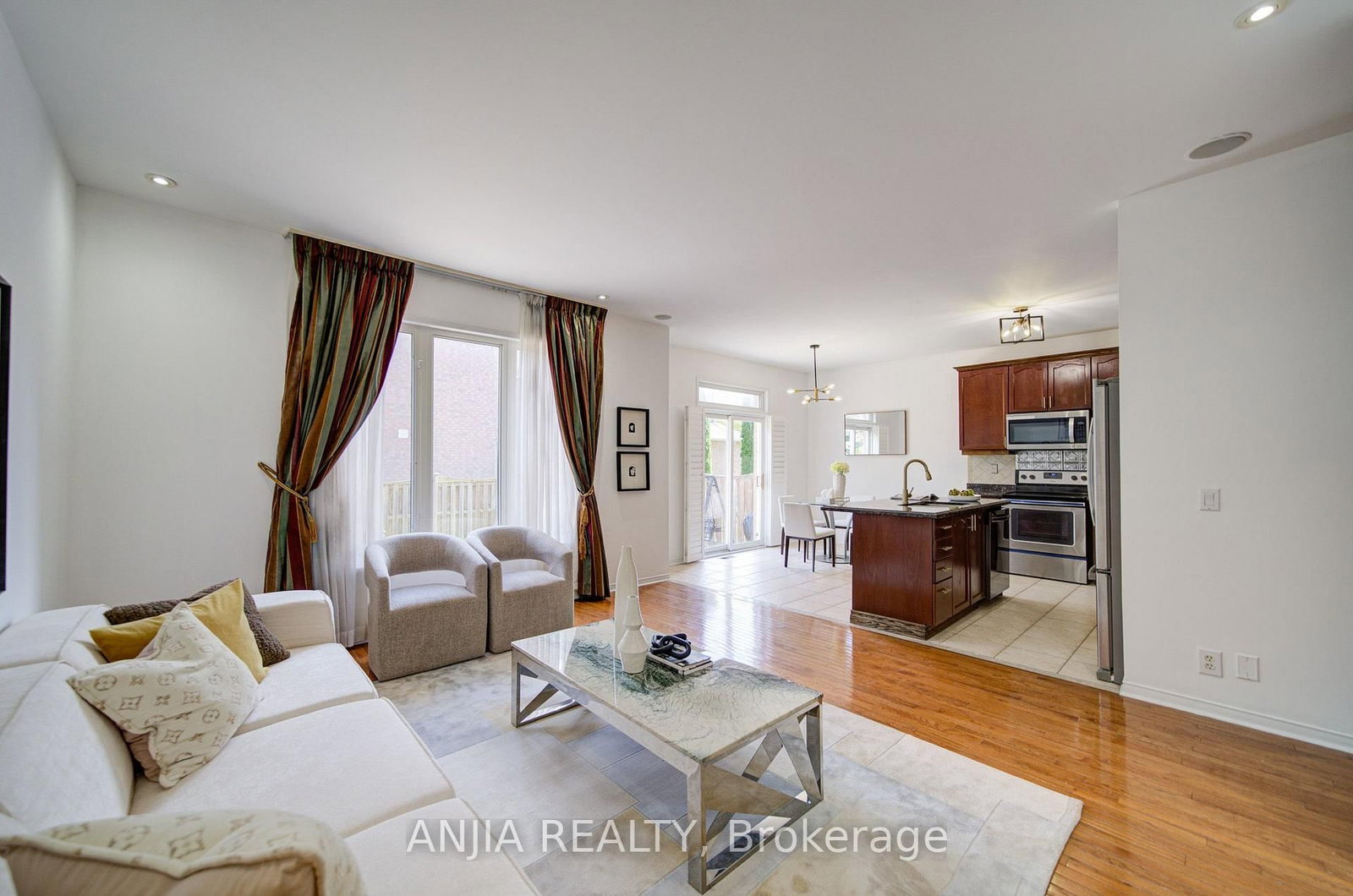 173 Russell Jarvis Drive • Markham, ON photo 12