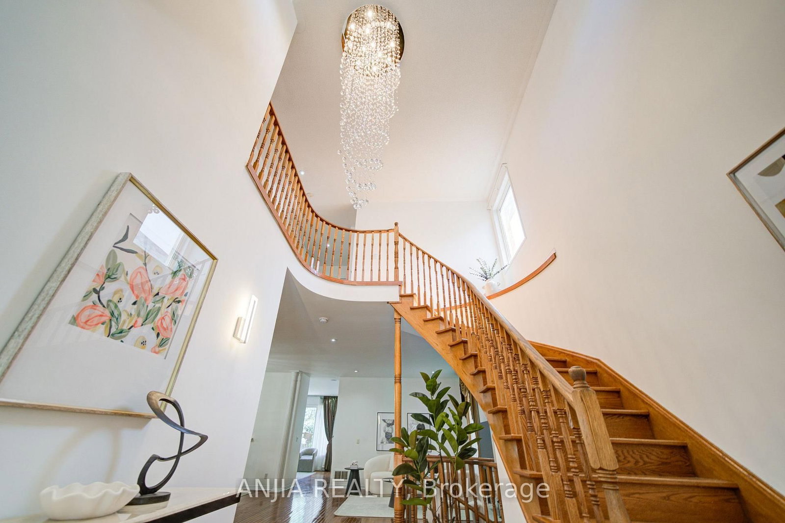 173 Russell Jarvis Drive • Markham, ON photo 2