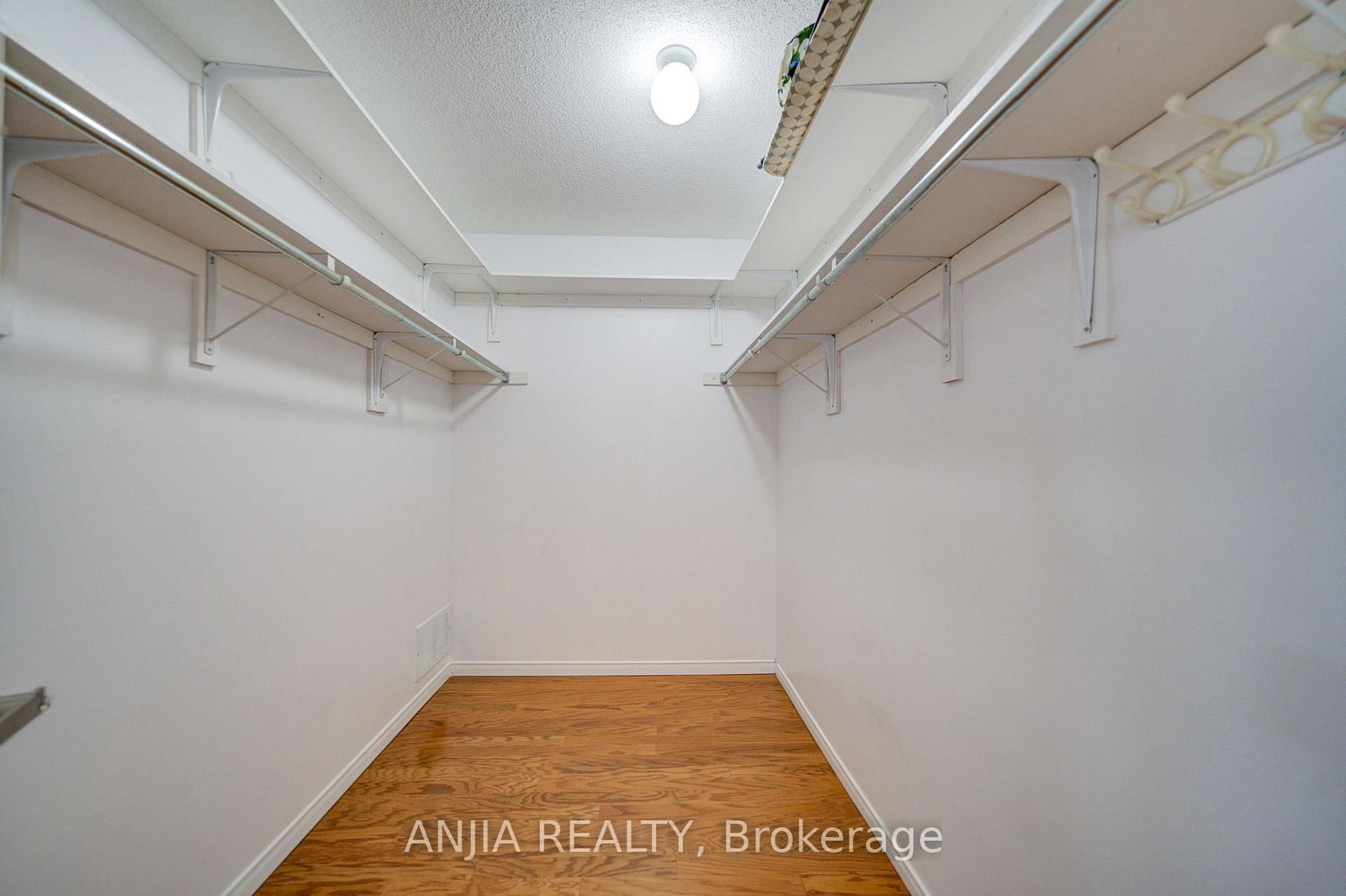 173 Russell Jarvis Drive • Markham, ON photo 33