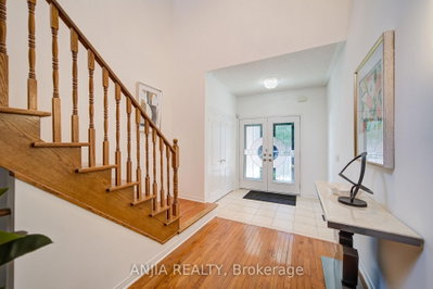 173 Russell Jarvis Drive • Markham, ON photo 4