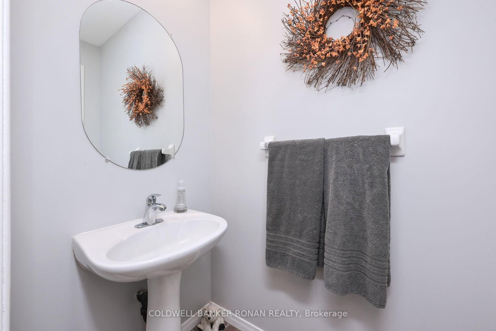 22 Chantler Road • New Tecumseth, ON photo 14
