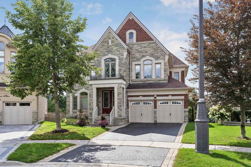 76 Vines Place