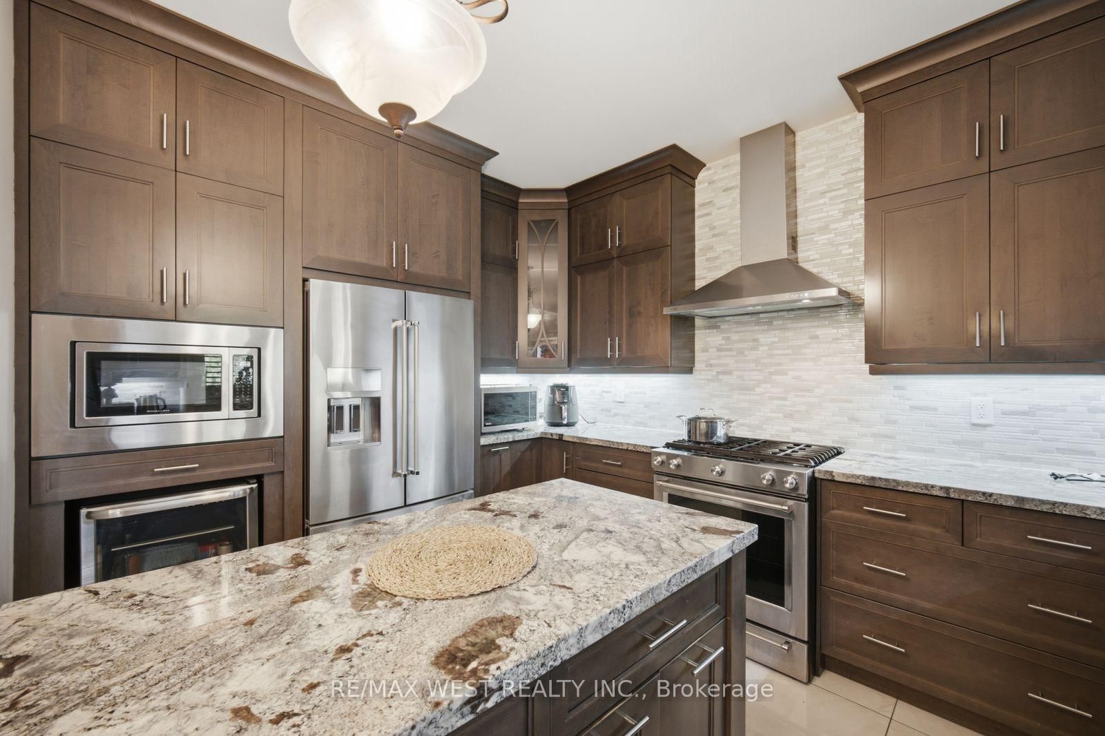 65 Burnhaven Avenue • Vaughan, ON photo 15
