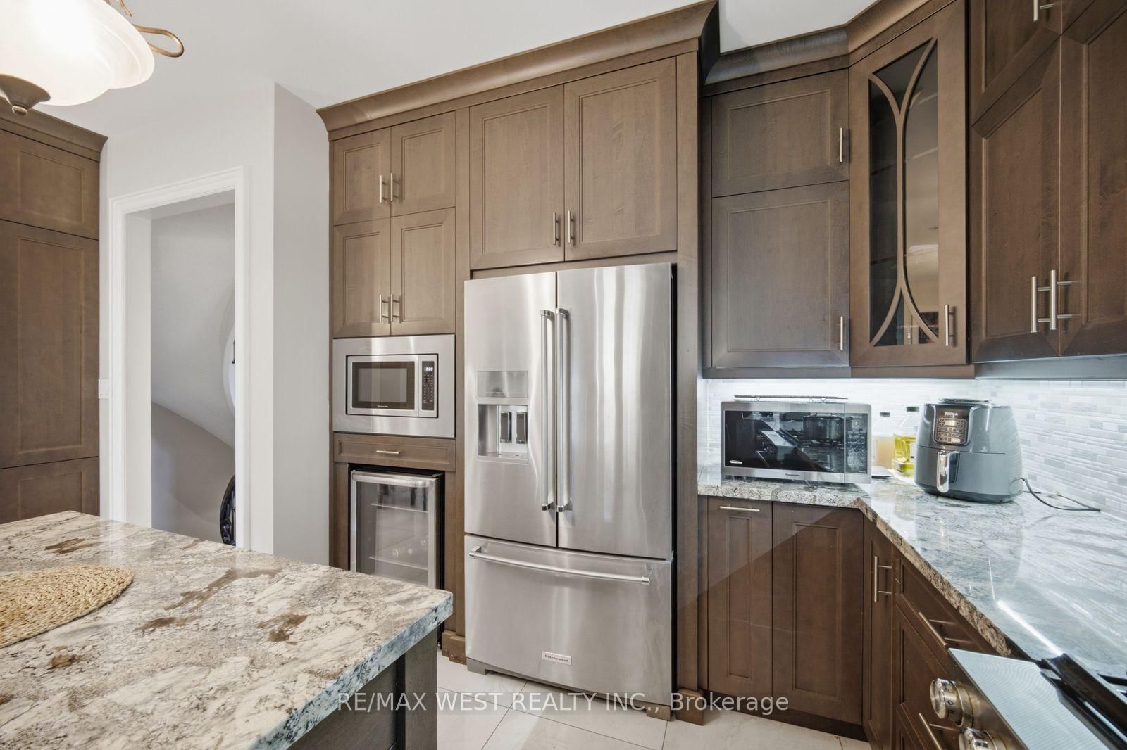 65 Burnhaven Avenue • Vaughan, ON photo 16
