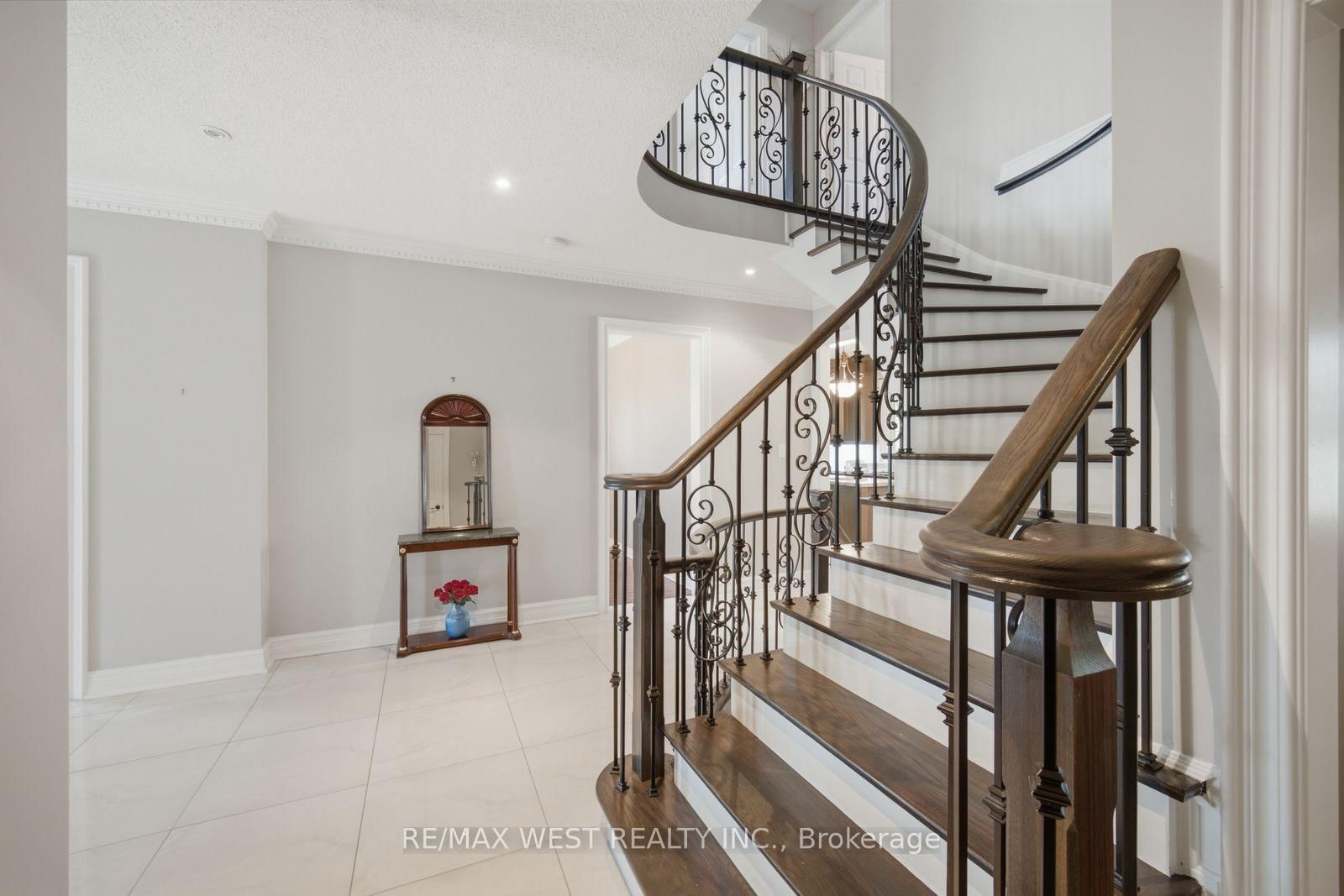 65 Burnhaven Avenue • Vaughan, ON photo 20