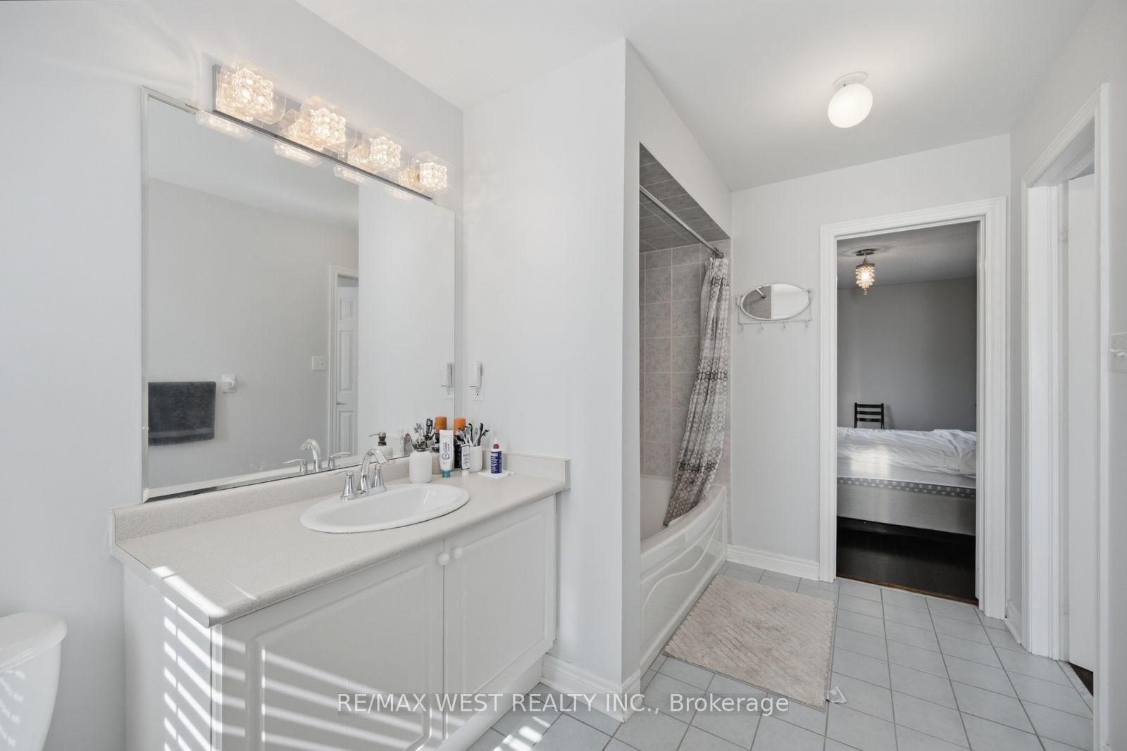 65 Burnhaven Avenue • Vaughan, ON photo 28